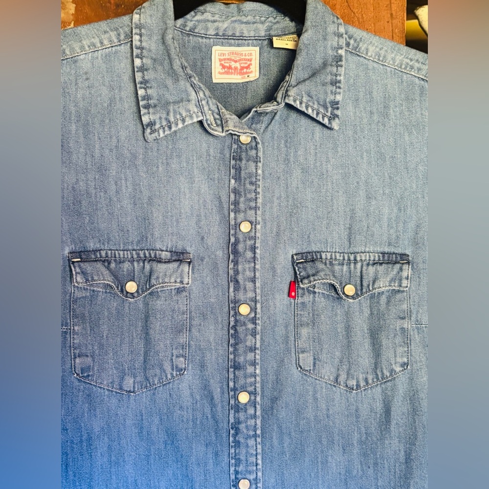 Levi's Light Blue authentic Cowboy Style Snap Front Fitted Cotton Shirt Sz M - Picture 3 of 5
